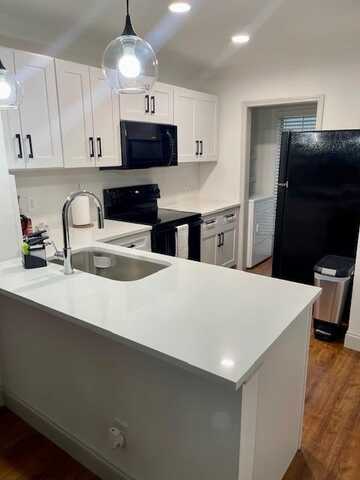 621 Carriagehouse Lane, Garland, TX 75040