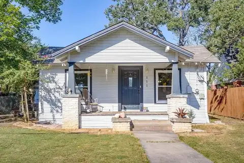 111 N Lamar Street, Weatherford, TX 76086