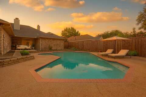 2517 Willowgate Lane, Carrollton, TX 75006