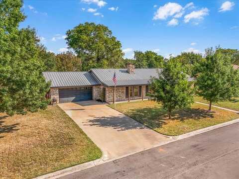 305 Huggins Drive, Springtown, TX 76082