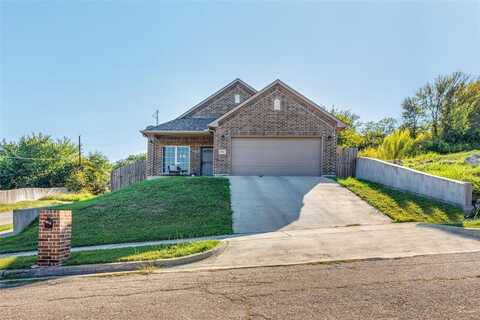 2901 NW 18th Street, Fort Worth, TX 76106