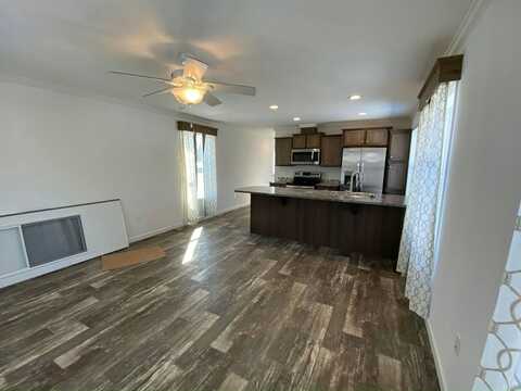 131 W Zimmer Drive, Walnutport, PA 18088