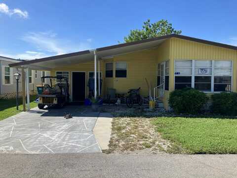 910 PLYMOUTH ROCK DR, Naples, FL 34110