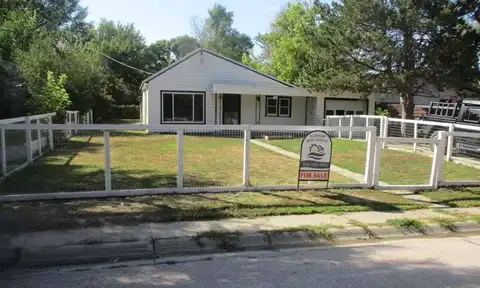 324 N Pine, Gordon, NE 69343
