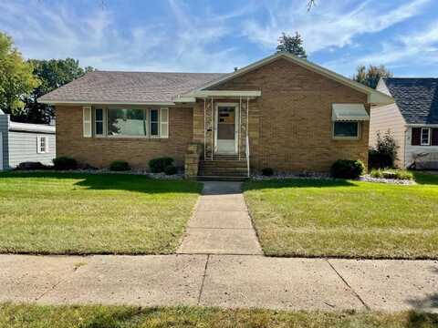 806 Brown Street, Jackson, MN 56143