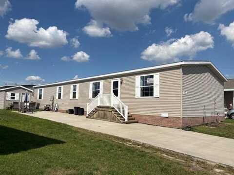 37239 Millstone Trl, Lenox, MI 48048