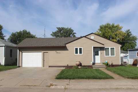 613 Cherry Ave, Broken Bow, NE 68822