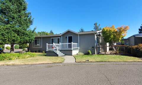 10400 SE Cook Ct, Milwaukie, OR 97222