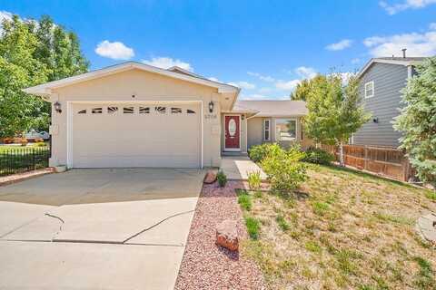 2208 Cowhand Place, Pueblo, CO 81008
