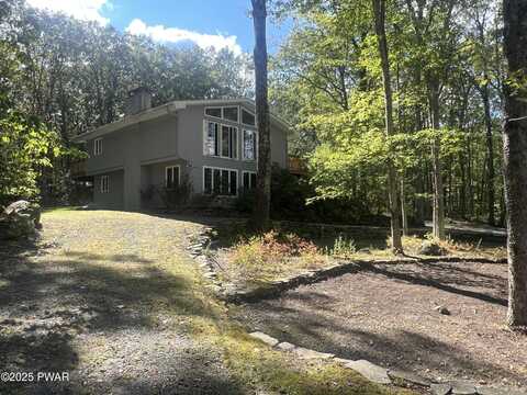108 Cottonwood Drive, Lords Valley, PA 18428