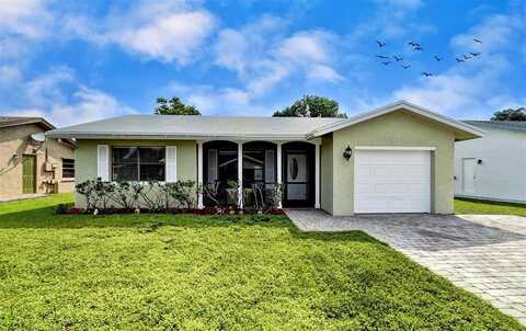 8240 NW 94th Ave, Tamarac, FL 33321