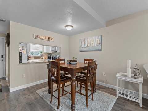 1901 Indian River Boulevard unit: 201A, Vero Beach, FL 32960