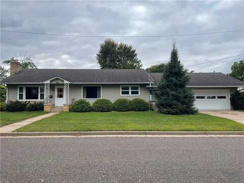 834 Water Street, Chippewa Falls, WI 54729