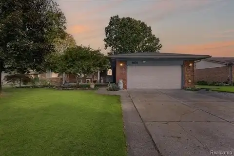 6874 Little Creek Drive, Troy, MI 48085
