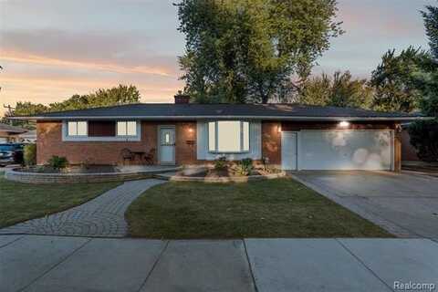 36621 Suffolk Street, Clinton Township, MI 48035