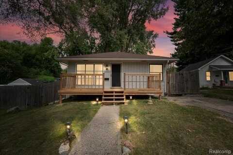 112 W Strathmore Avenue, Pontiac, MI 48340