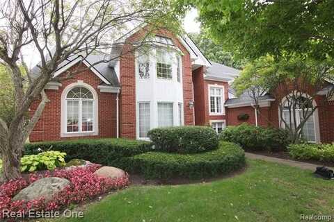 3991 Oakfield Court, Shelby, MI 48316