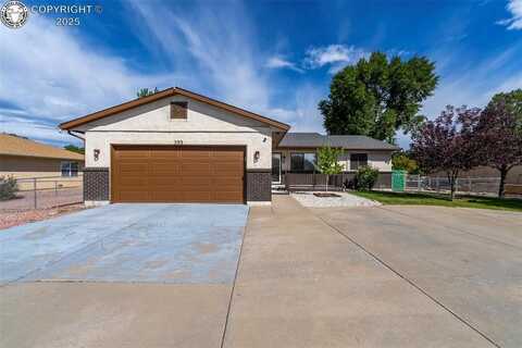293 W Hahns Peak Avenue, Pueblo West, CO 81007
