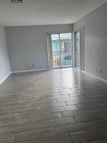 1850 Fairview Villas Drive, West Palm Beach, FL 33406