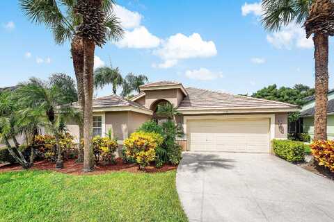 790 Clearbrook Park Circle, Delray Beach, FL 33445