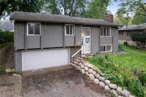 11697 67th Place N, Maple Grove, MN 55369