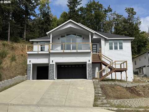 812 HAWK DR, Silverton, OR 97381