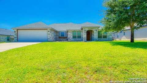 108 Parkcrest, Floresville, TX 78114