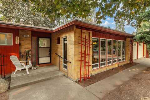 3121 E 16th Ave, Spokane, WA 99223