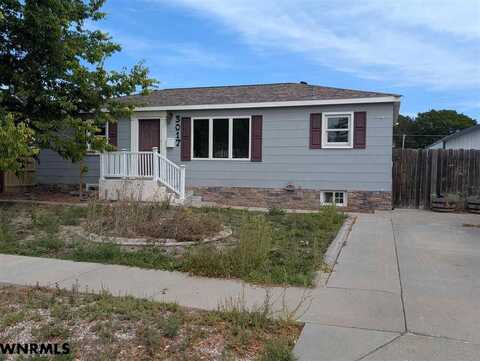 3017 AVENUE F, Scottsbluff, NE 69361