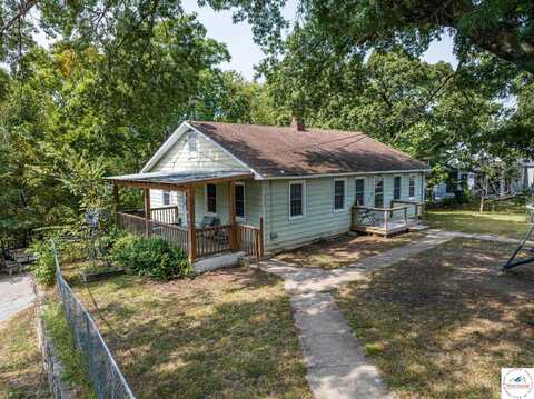 511 Cedar, Osceola, MO 64776