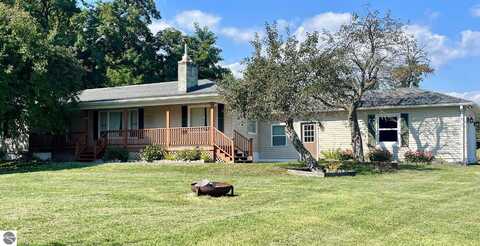 760 Anderson, Tawas City, MI 48763