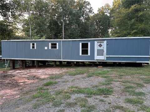 152 Oak Tree Drive, Mocksville, NC 27028