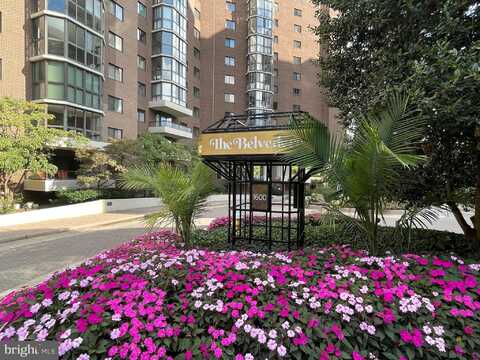 1600 N OAK STREET, ARLINGTON, VA 22209
