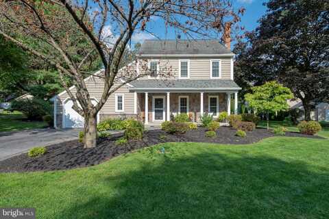 2827 MICHENER DRIVE, LANCASTER, PA 17601