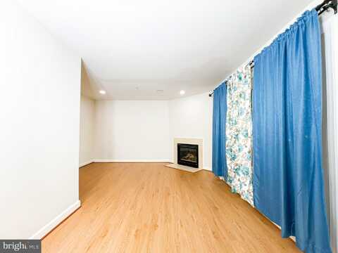 2016 WHEATON HAVEN COURT, SILVER SPRING, MD 20902