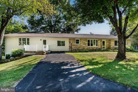 706 PLEASANT VIEW ROAD, LEWISBERRY, PA 17339