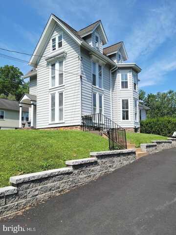 20 W COLLEGE AVENUE, YARDLEY, PA 19067