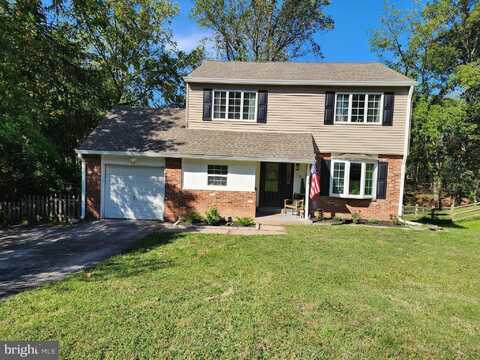 19 IROQUOIS DRIVE, ROYERSFORD, PA 19468