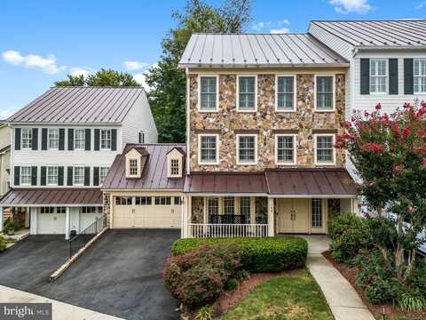 109 N JAY STREET, MIDDLEBURG, VA 20117