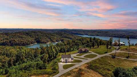 435 Taylor Rd., Byrdstown, TN 38549
