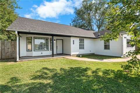 3805 Philcrest PL, Springdale, AR 72762
