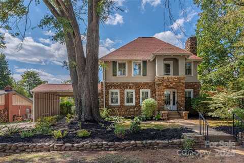 115 Stonewall Avenue, Swannanoa, NC 28778