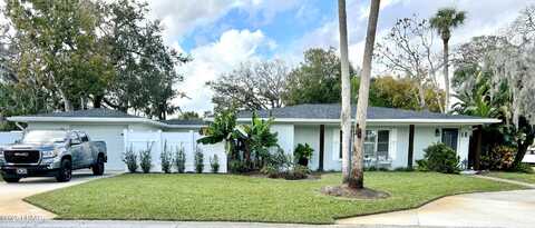 18 E Magnolia Avenue, Port Orange, FL 32127