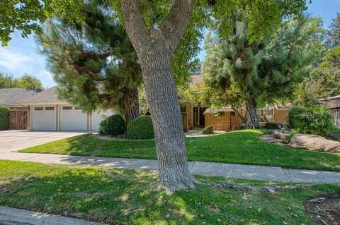 8615 Bond Street N, Fresno, CA 93720