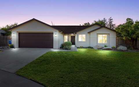 3514 Hornet Avenue, Clovis, CA 93611