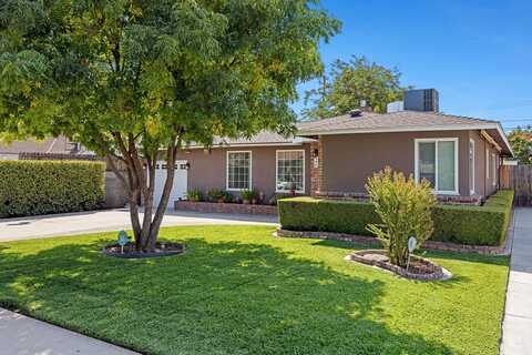 146 Fountain Way E, Fresno, CA 93704