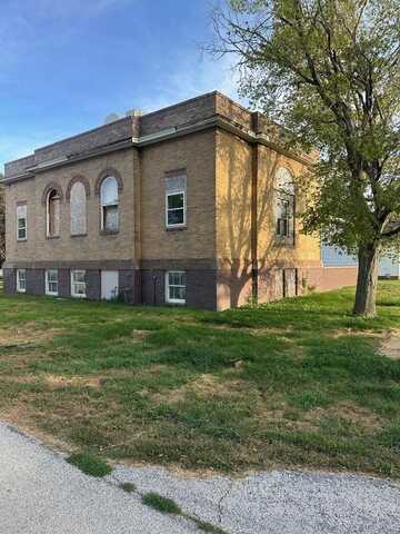 107 N 2nd St., Vincent, IA 50594
