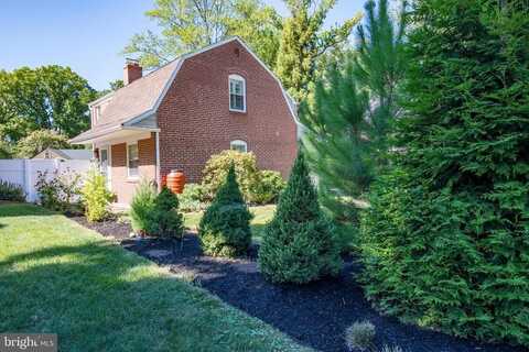 410 E WYNNEWOOD ROAD, WYNNEWOOD, PA 19096