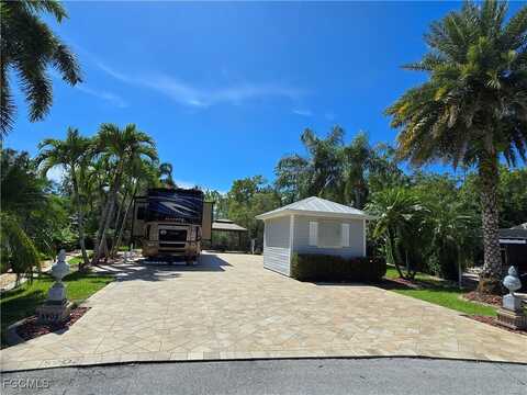 5902 Burrwood Court, Fort Myers, FL 33905