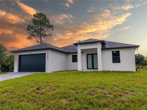 331 Naples Avenue S, Lehigh Acres, FL 33974
